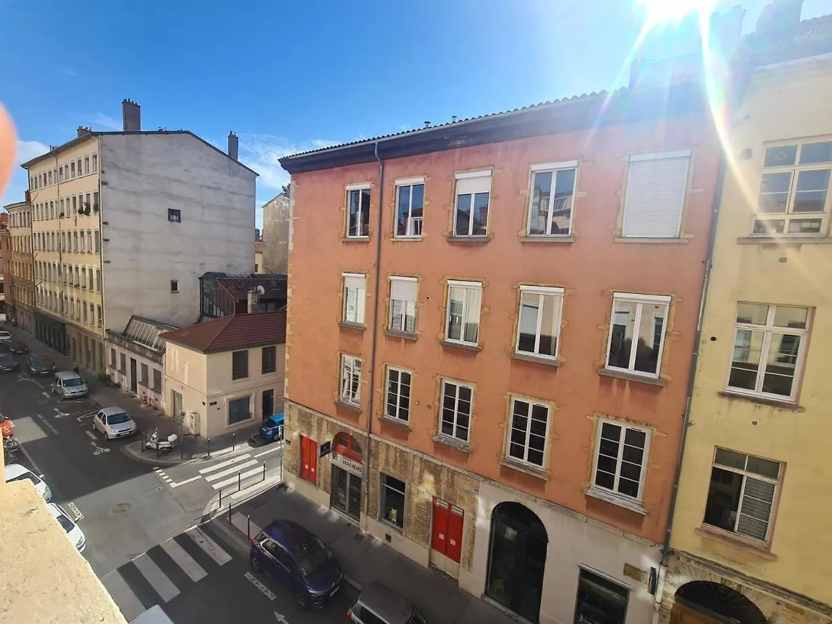 Cozy Bright Apartment Croix Roussien Lyon 0*,  Franciaország